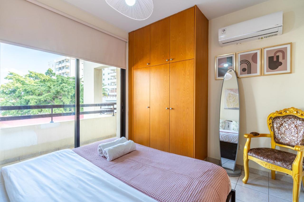 Freya 1-Bedroom Apartment In Larnaca Dış mekan fotoğraf